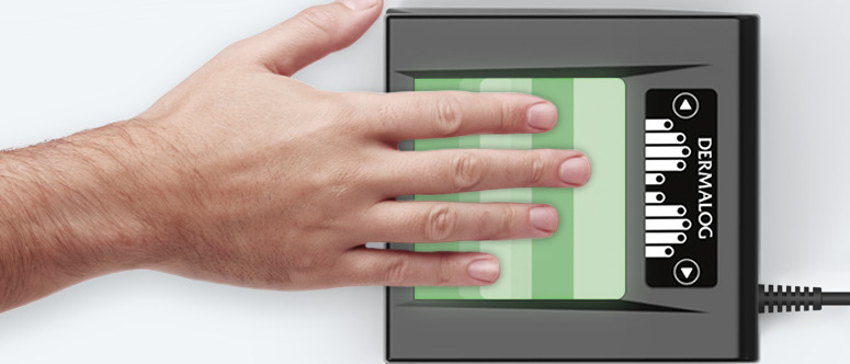 Scanning four finger simultaneously with Fingerprint Scanner ZF10.