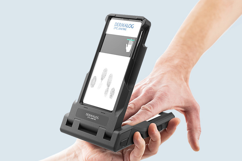 Mobile device with a LIVETOUCH QUATTRO Compact fingerprint scanner 