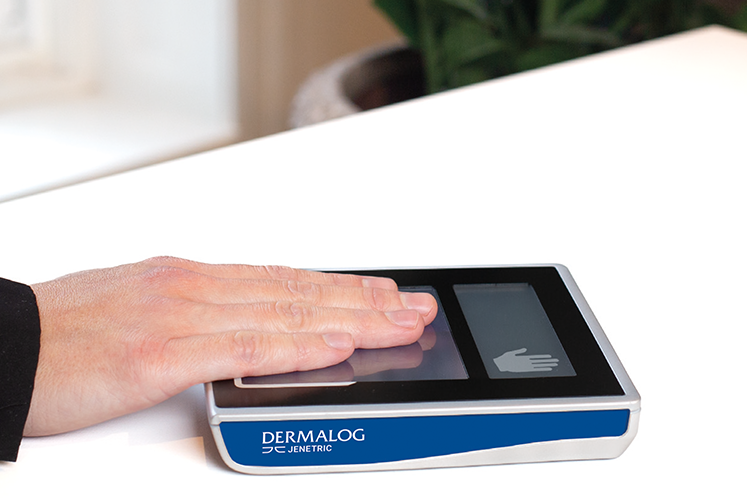 Leistungsstarker Zehnfinger-Scanner mit integriertem Touchscreen