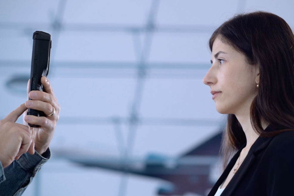 face-capturing-process-with-mobile-device-svt-4500